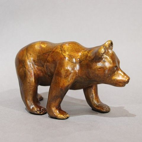 Click to view detail for FL096 Walking Bear 3.5x6x3 $400